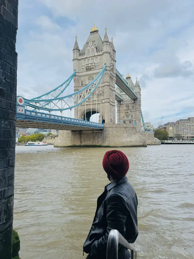 Dressing well is a lifestyle, not an option 🚀 #tiktokviral #london #punjab #cheemay 