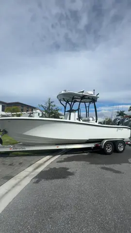 When your bro rolls up with the DREAM YACHT 🛥️ #yellowfin #boat #soflo