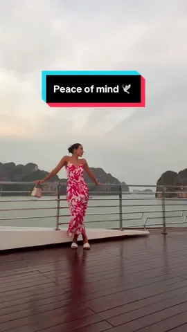 Don’t let your peace of mind depend on someone else’s recognition. Focus on your own actions and don’t expect anything in return 🩵 #mentalpeace #peaceofmind #peaceofmindandsoul #mentalhealthtips #peacefulmind 