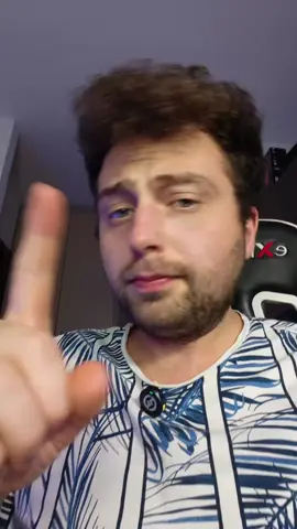 Ca răspuns pentru @techeresmarianHonor 400 5G este bun? #honor #honor400 #1romantech #smartphone 