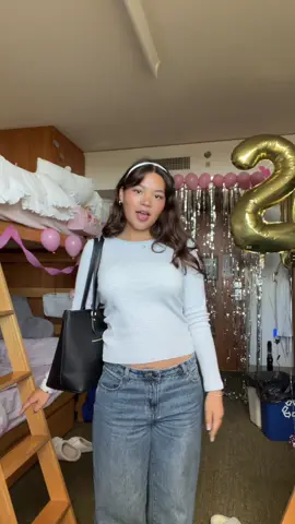 ootd for studying😣 #OOTD #falloutfits #outfitinspo #collegeaesthetic #ucla 