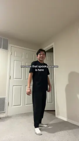 It's that time of year again! Listen to the Vampirina soundtrack wherever you stream music! 👻🎃 #Vampirina #DisneyPartner 