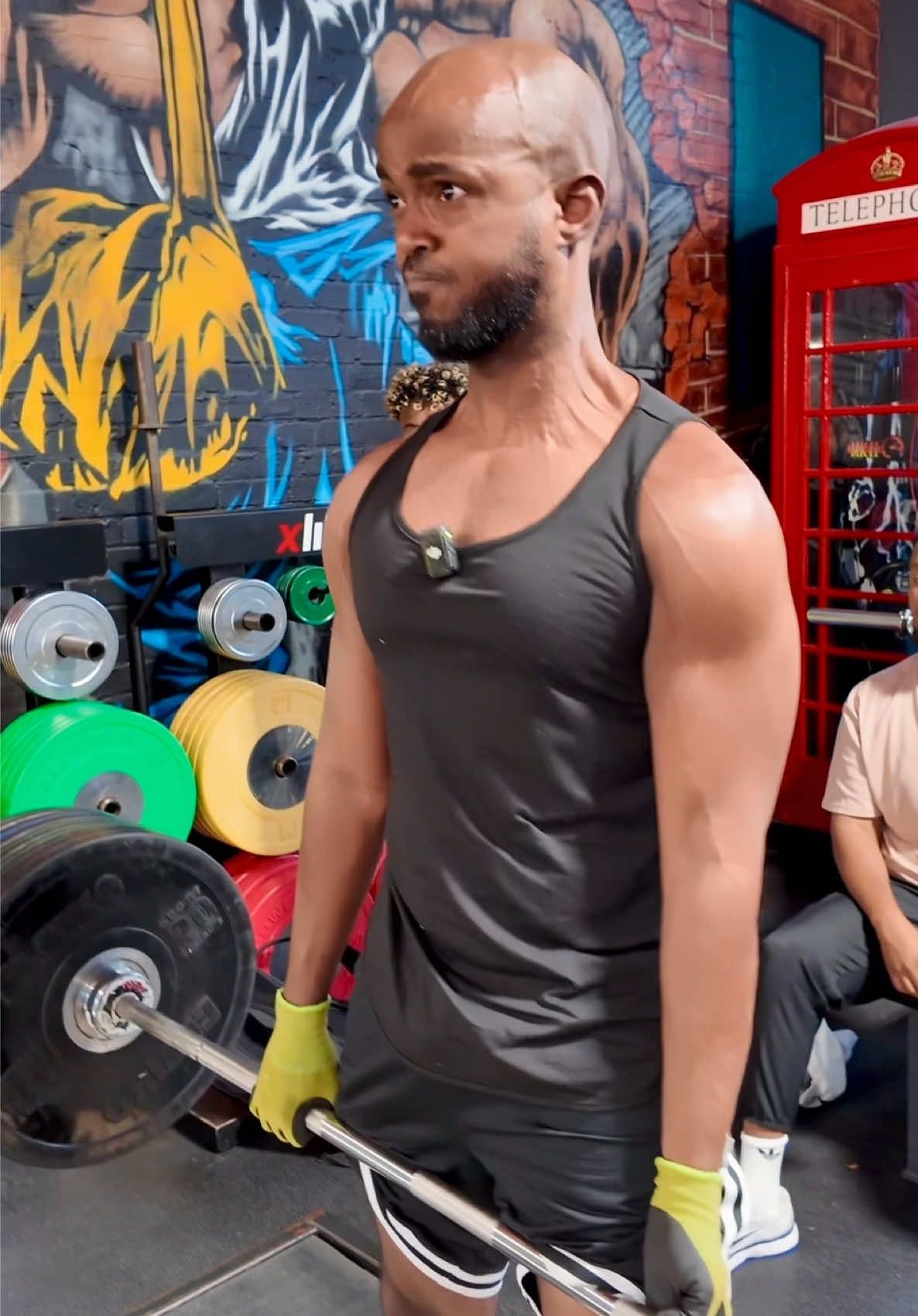 Max Deadlift test with the boys today @Aj Shabeel @Chunkz @Darkest Man @Sharky 🦈 #kgd #chunkz #aj #sharky #max #challenge #test 