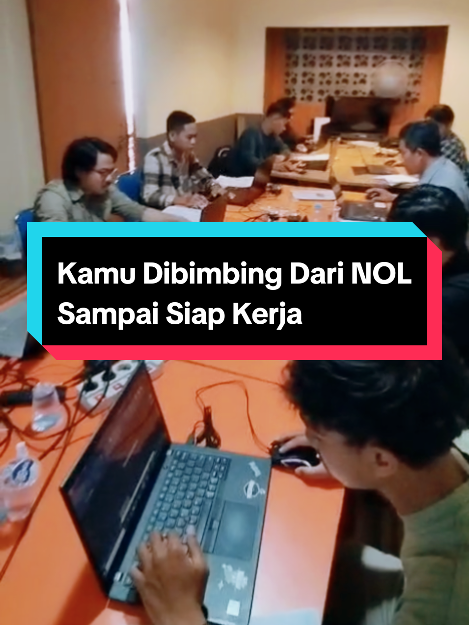 Kamu Ngincer Kerjaan Tapi Syaratnya Harus Bisa AutoCAD & Bikin Gambar Kerja? Tutor Kampung Drafter Yg Sabar, Telaten & Pinter Siap Dampingi Kamu Belajar dari Nol Sampai Siap Buat Kerja.  081231333542 #belajardarinol  #pelatihansiapkerja  #kampungdrafter  #kursusautocad  #pelatihandrafter 
