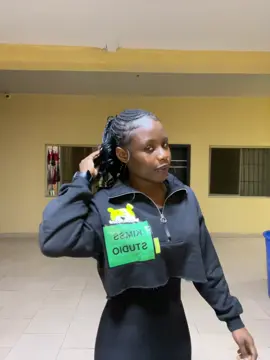 Drafts 🥰…Crop top from @SHOP_WITH_NANYA🌸 #caris21 