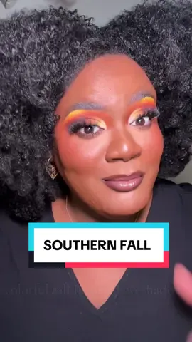 Replying to @EarthlyEms when you’re obsessed with all the colors of Fall but you live  in the South and  everything’s still  green and hot 🥵🍁🌞
