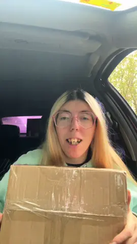 Me encanta (es regalo no colaboración) @Sarah.sep @GLAMOUR #bilbainita #feliz #paquete #gifted #Viral 