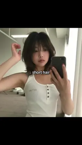 girl with short hair #shorthair #dontletthisflop #hairstyle #aesthetic 