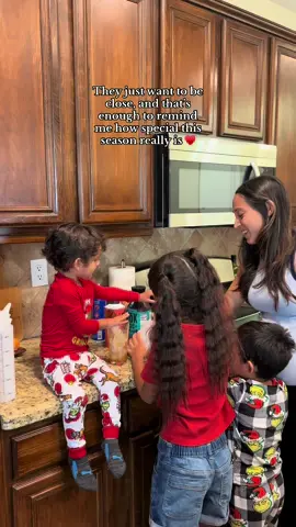 Cherishing the moments they all want to be by my side because I know one day it won’t be like this anymore.. 🥹♥️ #momlife #motherhood #stayathomemom 