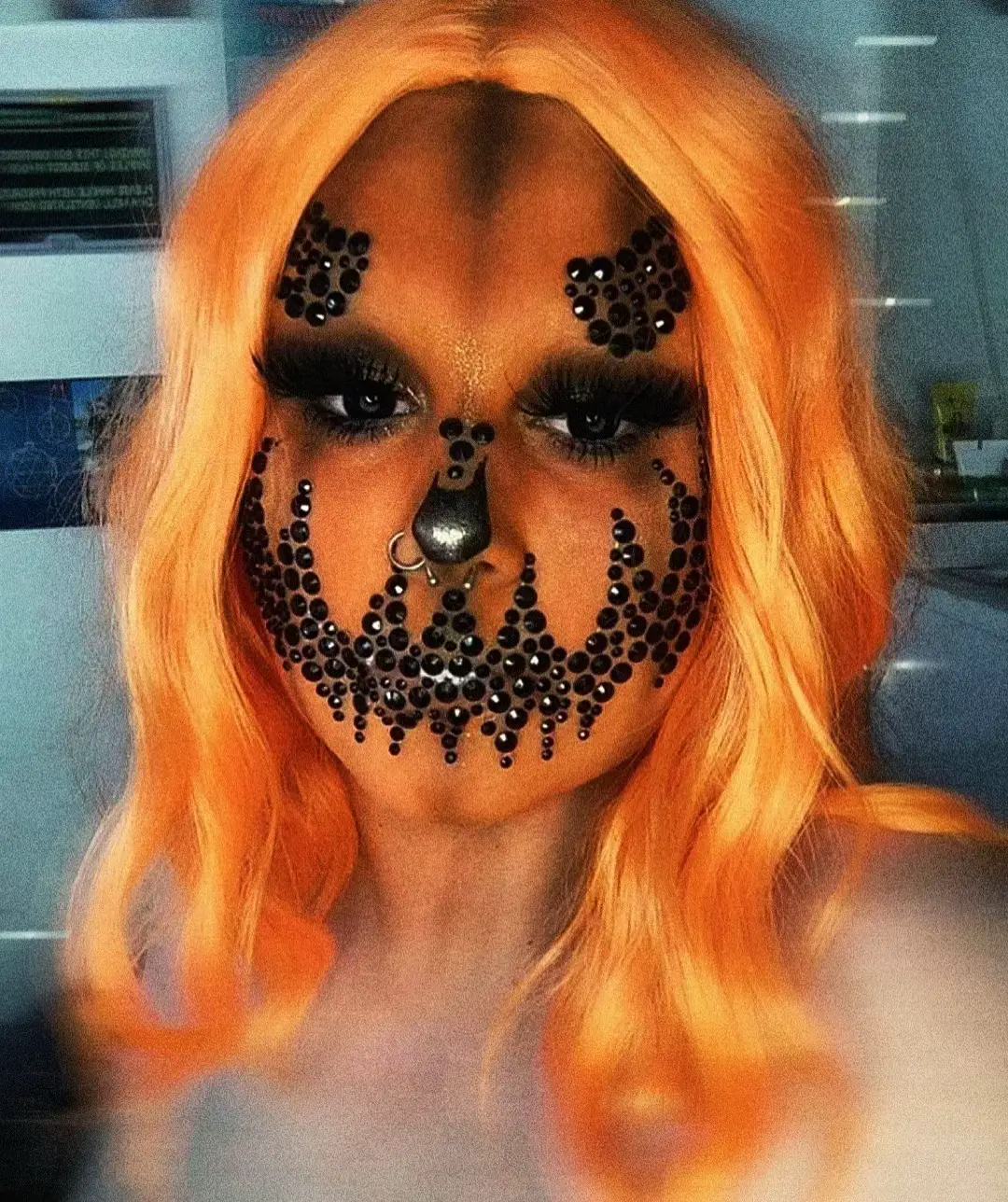 Bling bling or trick or treat? 💀🧡 #makeup #mua #halloween #halloweenmakeup #fypシ゚viral🖤tiktok 