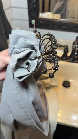 #showercurtain #nohookshowercutain #christmasdecor #bathroomdecor 