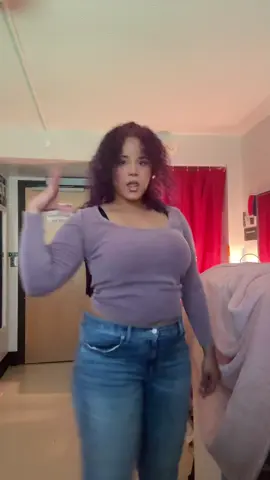 How does dani do it omg #katseye #daniela #yoonchae #kpop 