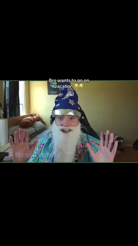 Bro is NOT going to twitchcon #neongutstv #discord #fyp #discordmemes #wizards @manticatol 