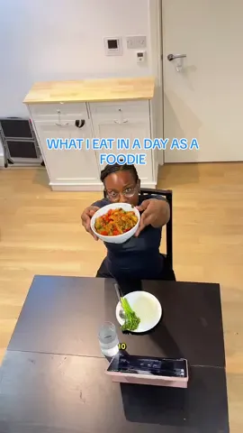 What I Eat in a Day as a Foodie 🍱🌮💌 Creatine: @ehplabs  #whatieatinaday #whatieataday #mukbangvideo #whatieat #whatieatinadayhealthy    Had to recreate the iconic That’s So Raven intro 😭✨ (fan-made, not official)