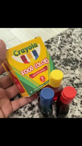 #complimentary@influenster My kids and I absolutely adore these Crayola Primary Food Colors. They are beautifully packaged in small, cute containers. These primary colors mix together to create a wide range of cool colors, which we use in various crafts and baking projects. The colors are vibrant, but we need to use more of them to achieve the desired shade. I particularly love that the box includes instructions for making exciting color combinations. These super affordable dyes are a must have, and I will  definitely recommend them to my friends and family. 