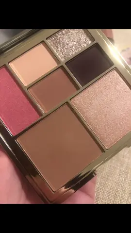 Eine wunderschöne Palette von  @Eveline Cosmetics  WONDER MATCH Eye & Face Palette Kreieren Sie den perfekten Augenaufschlag und konturieren Sie Ihr Gesicht wunderschön. Alles, was Sie brauchen, in einer eleganten Box.  Sie finden sie im Shop-Link:  https://tidd.ly/4oi2msC Der Shop bietet aktuell tolle Aktionen. Die Lieferung erfolgt schnell und die Produktverfügbarkeit und Auswahl im Shop ist riesig! [Zusammenarbeit mit der Marke] #makeup #evelinecosmetics #eyepalette #facepalette #beauty