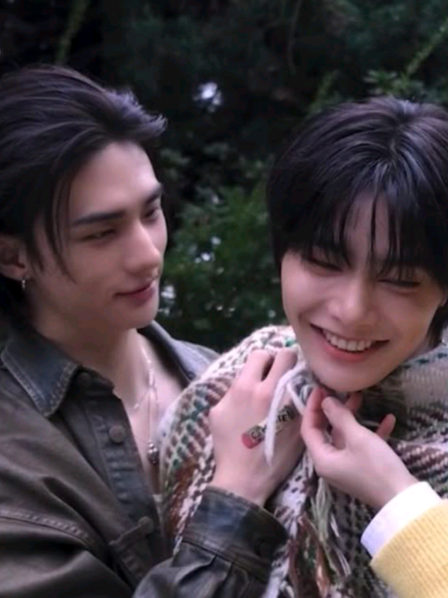 kıskanç jeongin 🔥 || #hyunin #hyunjeong 