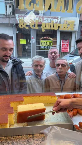 Mahallenin Buluşma Noktası Olan O Pastanenin Önü Hiç Boş Kalmıyor! Parlar Pastanesi reklam