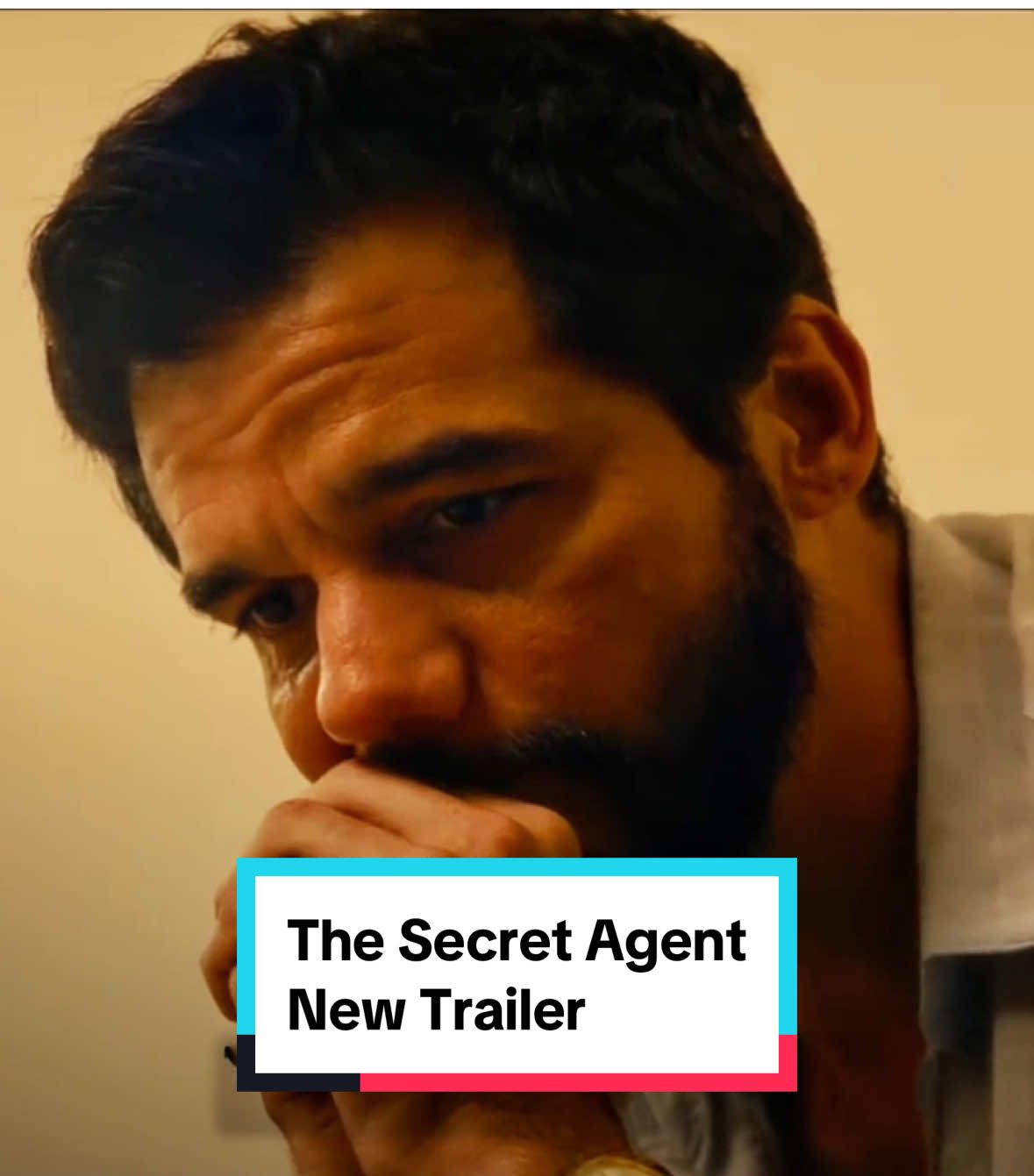 Wagner Moura star in the new trailer for #TheSecretAgent (🍅98%). In select theaters on November 26. #movie #trailer #wagnermoura #neon 