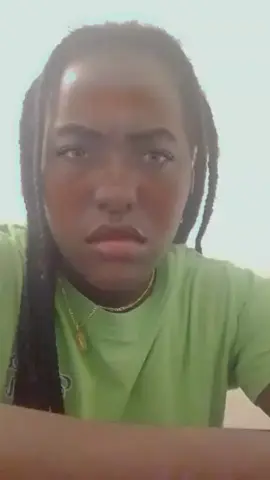 When you have to be honest with your girlfriend on what is like being in a relationship as an outsider #stelmosfire #bumblebeeboo2 #tiktoktiana #roadto16kfollowers✨💜 #childhoodmovies 