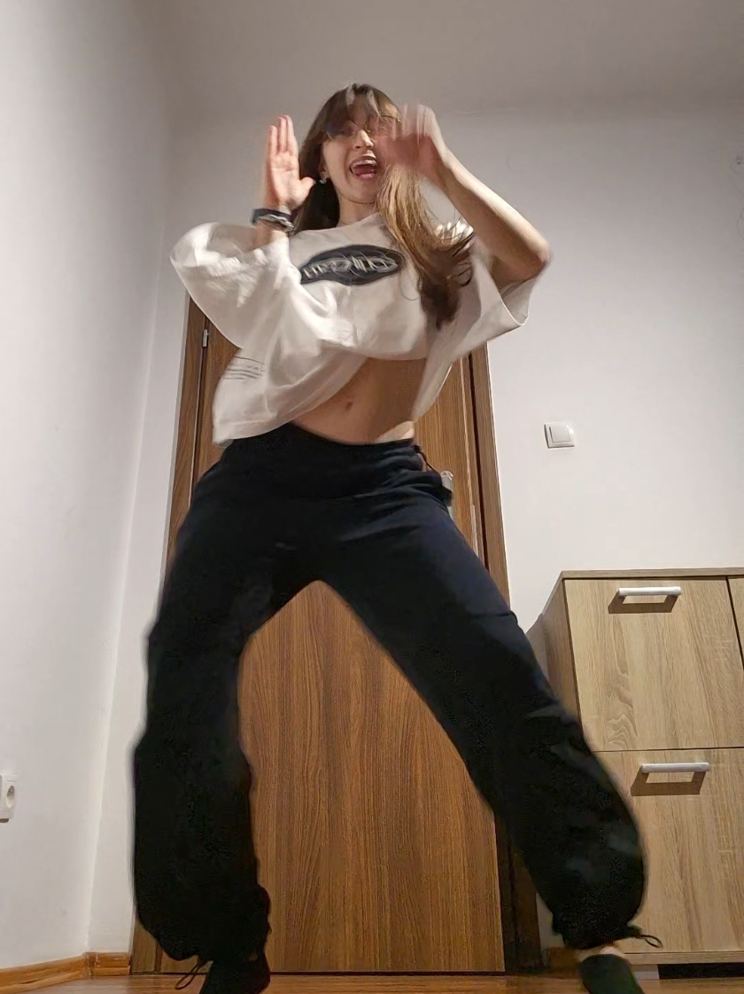 eat eat eat it up! dc: @Jasper boyz  #fyp #leftright #dancing #trending #viraldance 