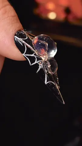 #spidernails #spider #halloweennails 