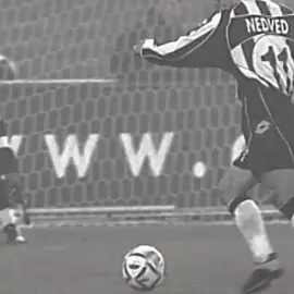 #واذكـر حـنـانـگ مـن يـذگـرونـي 🫠🤍 ، #نيدفيد #nedved #تصاميم_فيديوهات🎵🎤🎬 #nedved🇨🇿 