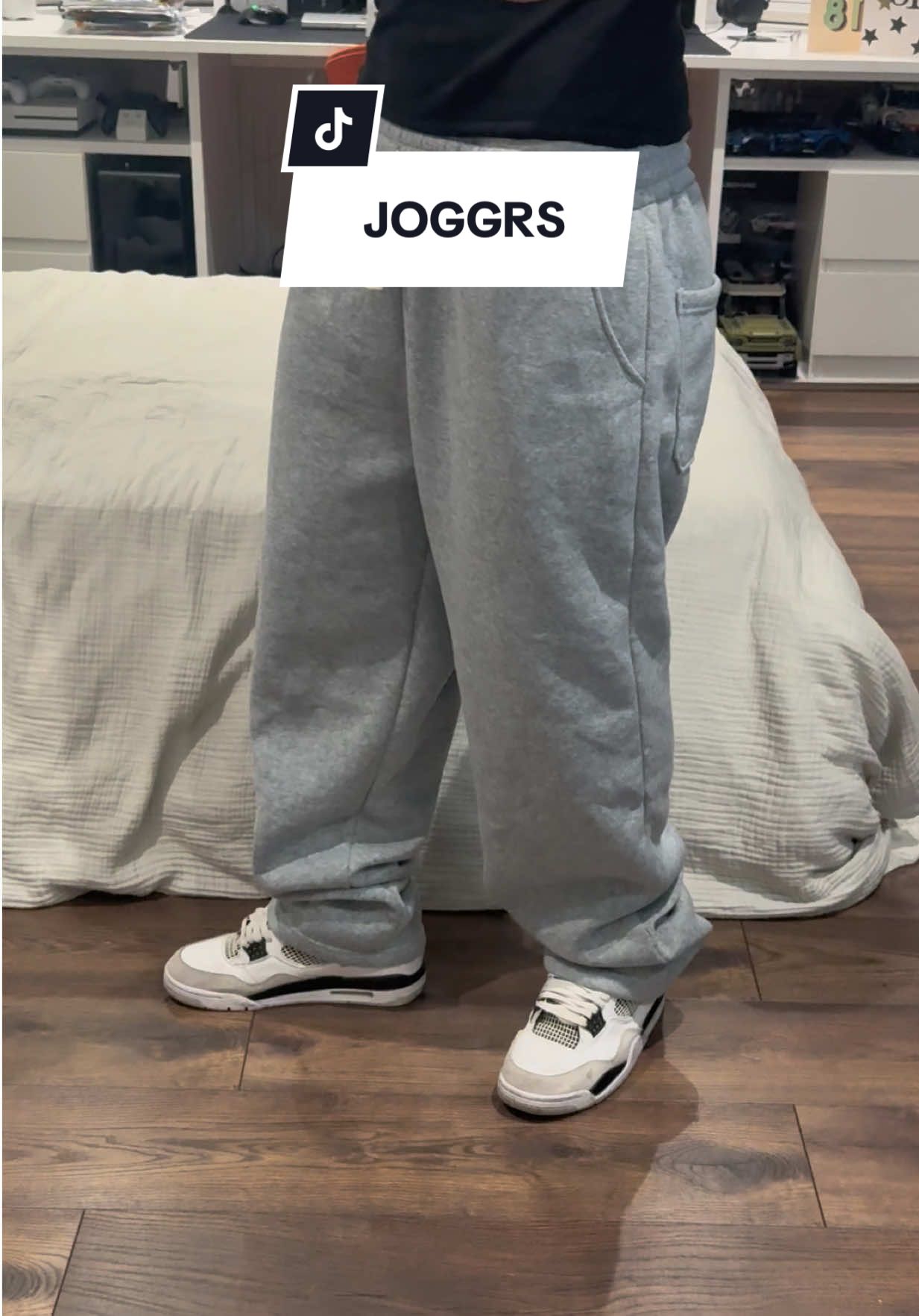 6ft wearing an XL