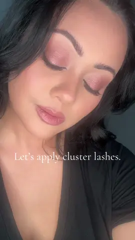 Let’s apply @VEYESBEAUTY lash clusters! I love how easy these were to apply! #lashclusters #lashes #diylashextensions 