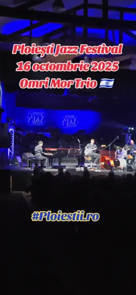 Originar din Israel, Omri Mor este pianist, compozitor și aranjor, explorând teritorii sonore care se întind de la tradiția muzicii clasice până la sonoritățile elegante ale muzicii de jazz și rafinamentul limbajului arabo-andaluz. Joi, 16 octombrie 2025, de la ora 21.00, Omri Mor  urca pe scena Ploiesti Jazz Festival ediția a XX-a, alături de colegii săi de trupă, Yoni Marianer (bas) și Daniel Dor (percuție) în concertul „A Song for Benji”. #PloieștiJazzFestival #JazzDoIt #FilarmonicaPloiesti #PloiestiJazzClub1968 #Jazz  @@MMC_AGENCY @DADATV @Andi Enache @dj_daniel_official @miscareanoiploiestenii @Mișcarea Noi, Ploieștenii @Mihai Polițeanu @Compas Coffee @Zbor Hub Ploiesti