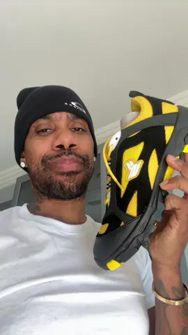 Special Delivery …I like these Ian #fashiontiktok #sicko #fyp #fashioninspo 