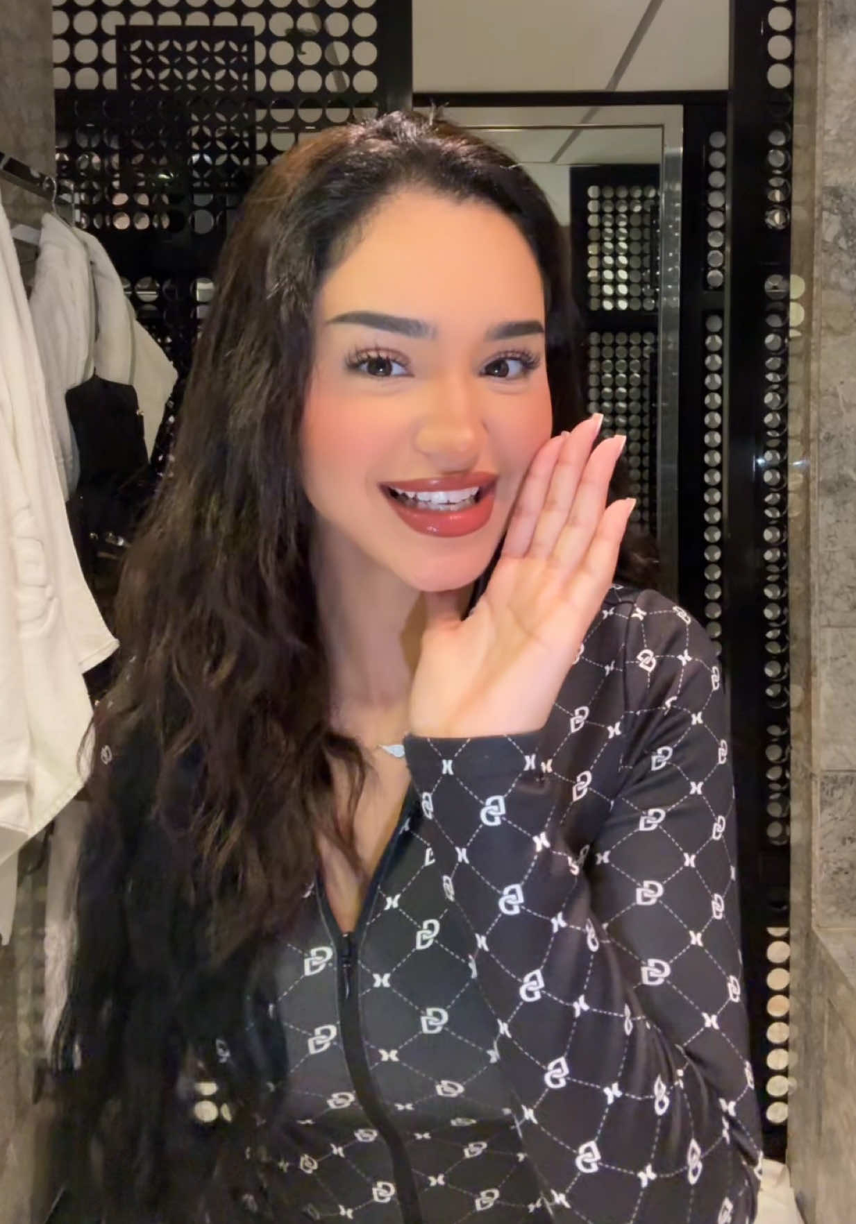 Took ‘Songi’ on a little trip to Morocco 🇲🇦🎵 😍 what do you think guys fo9ach nkhrejha ? @Salima Chica  #fyp #fy #viral #foryou 