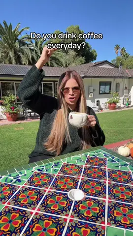 Yesssss😂😂😂 quien más? #fyp #coffeetime #coffeetiktok #coffeeholic #mexicana 