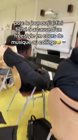 faites pas flop🙏🤣 #naiss #drole #humour #pourtoi #france 