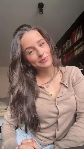 she’s gonna keep posting #contentcreatorcommunity #contentcreatorsoftiktok #contentcreatorstruggles #contentcreation #contentcreatortips 