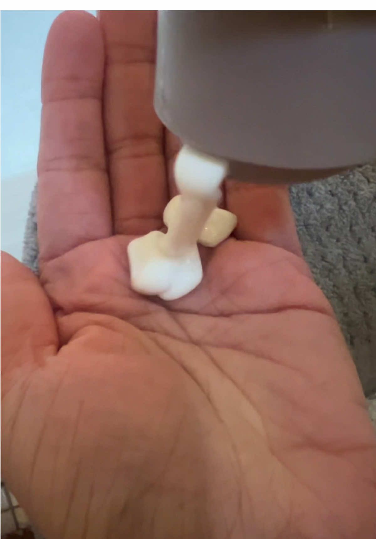 Dandruff Shampoo and Conditioner by Jupiter #flakefree #dandruff #scalpeczema 