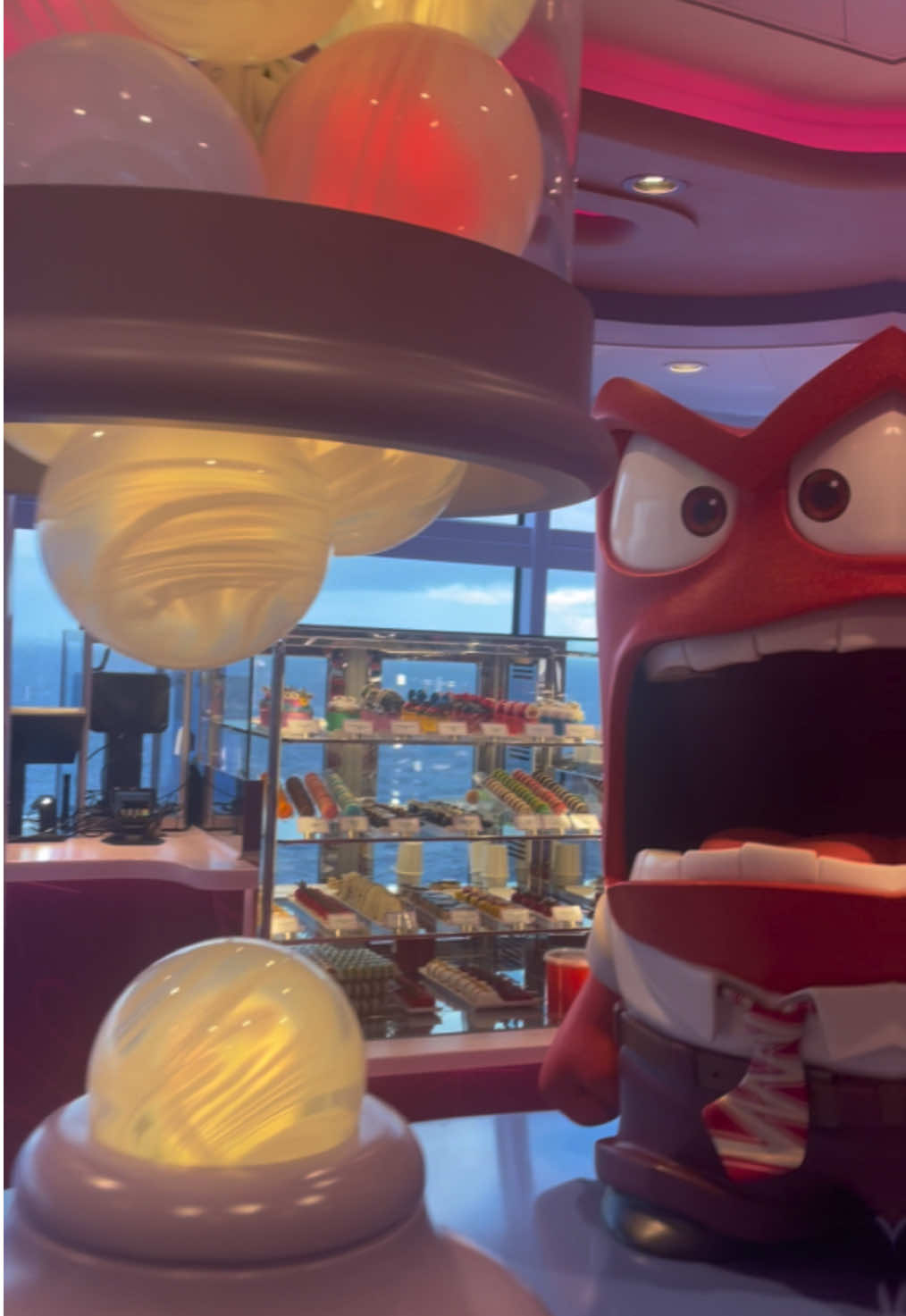 #sweettreat #sweettreats #disneywish #disneycruise #disneycruiseline 