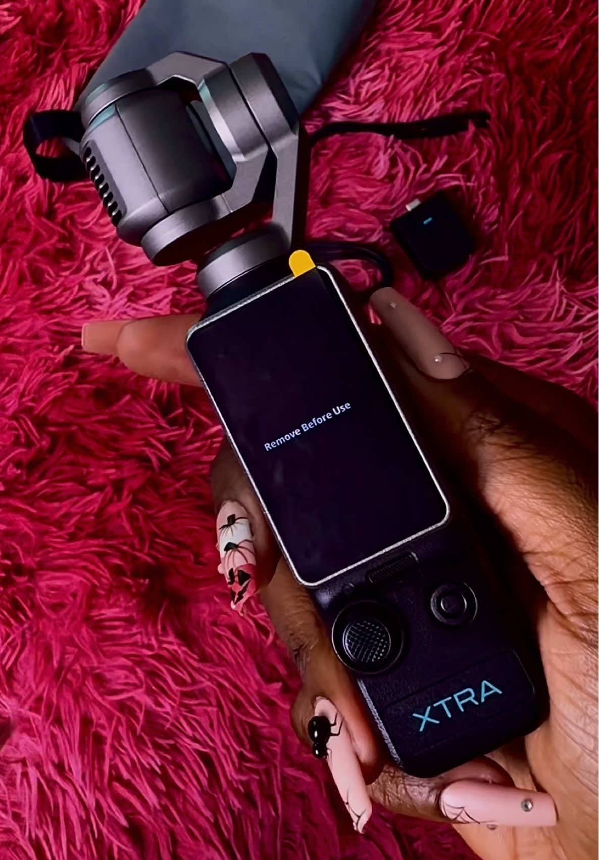 Why pay over $800 when you can get the same quality for less? 👀 This Xtra Muse camera shoots in 4K 120fps, tracks your face, and stays stable with a 3-axis gimbal all in your pocket. The viral tiktok shop vlogging camera linked below for my creators who love a crisp slay without breaking the bank 💅🏾🎥 #xtramuse #djiosmopocket3 #vloggingcamera #tiktokshopcreatorpicks  #creatorsearchinsights 