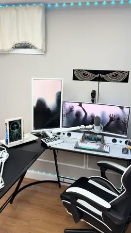 Este micrófono con su soporte han sido esenciales en mi estudio#microfonoprofesional #microphonearm #audio #estudiogamer #reviewdeproductos 