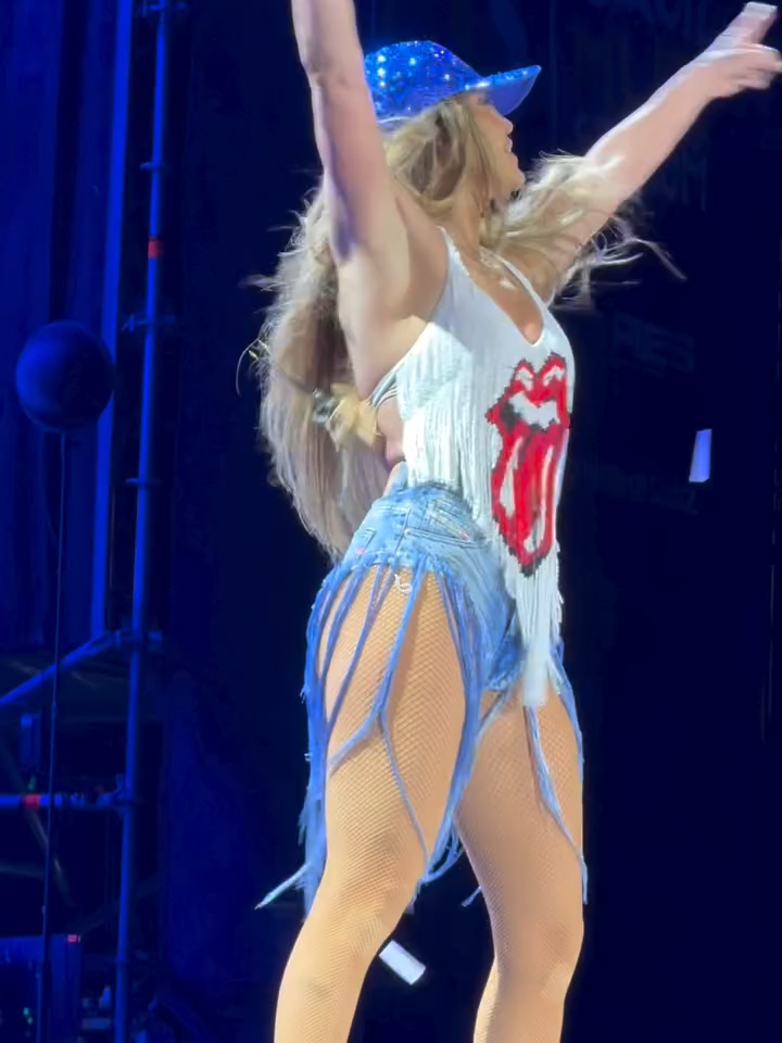 #jlo# #jennifelopez# #jlofans# #fyp# #Love# #stayl#