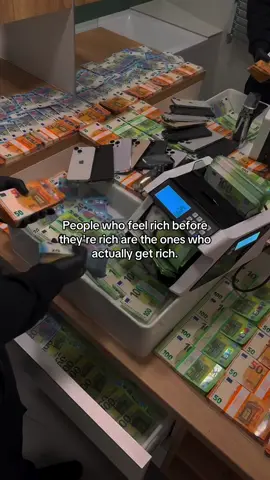 Make your dreams come true.🧠💸 #motivation #success #rich #luxury #money 