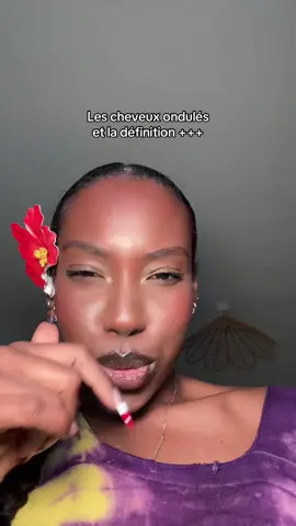 Le culte de la boucle la c’est non 👀 #cheveuxondulés #cheveux #beauté #routinecheveux #boucles 