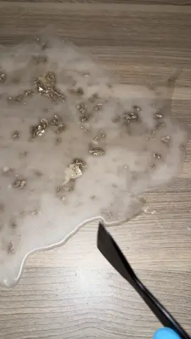 Glitter Wax ASMR #wax #waxscrapingasmr #waxscraping #asmr #satisfying 