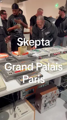 Skepta | Virgil Abloh: The Codes | Paris #Skepta #MasTiempo #VirgilAbloh #TheCodes #TelevisedRadio #ravelikeus #rave #ravetok #DJ #LeGrandPalais #Paris #France @SkeptaTV 