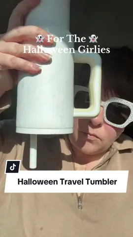 My favorite travel cup but make is HALLOWEEN 👻🎃🧙‍♀️ #halloween #travelcup #simplemodern 