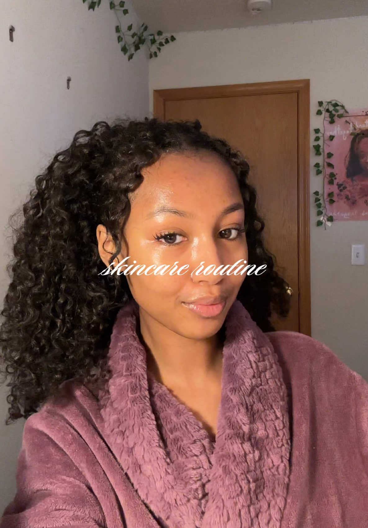 less is more in the mornings! pls ignore my sunscreen not fully rubbed in at the end😭 I was very tired today products: @byoma @The Ordinary @Innisfree US  #fyp #skincare #skincareroutine #morningskincare 