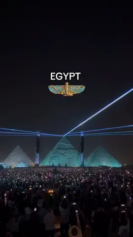 Anyma in pyramids 🇪🇬 #anymapyramids #anyma #حفلات_تكنو_في_الاهرمات #اهرامات_مصر #الاهرامات 