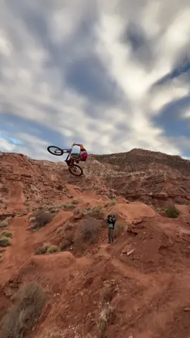 This battle was unreal! @Tom Isted is a beast 💪💪 #redbullrampage #battle #professional #fyp 