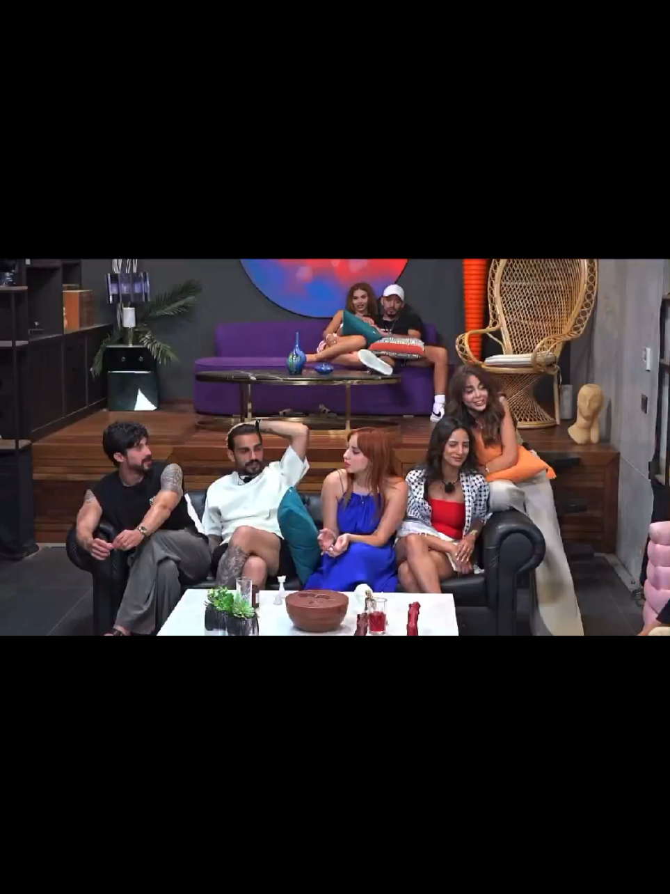 دعاء و لارا 😭😭😭 وجه حسين 😭 #قسمه_ونصيب #دعاء_قسمة_ونصيب #لارا_قسمة_ونصيب #حسين_العراقي #لارا_اللبنانية @douaa.asmar @Laraseblini12 