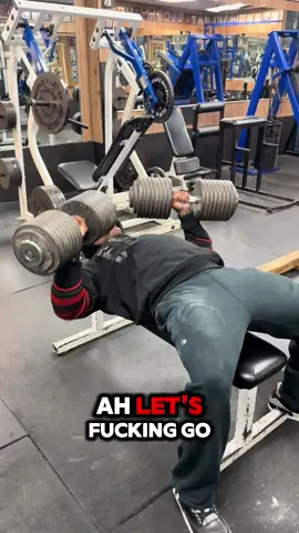 🦅🦅🦅🦅 B.I.R.D 🦅🦅🦅🦅 Consistency and hardwork is the only way the results will come, that’s the secret 😤🤬 Appreciate all that rock with unconditionally 🤲🏽 who next to up it 👀 Road to 200s #imnotjustregula #royalty😎👑 #workout #gym #fitnessmotivation     